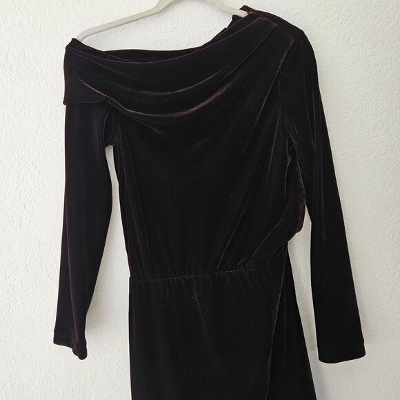 THEORY Off-The-Shoulder Velvet Midi-Dress Size 2 Long Sleeves - Picture 6 of 16